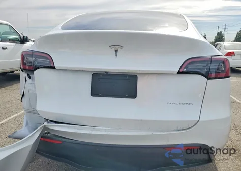 2023 Tesla Model Y from USA, damaged, VIN 7SAYGDEE3PA030132